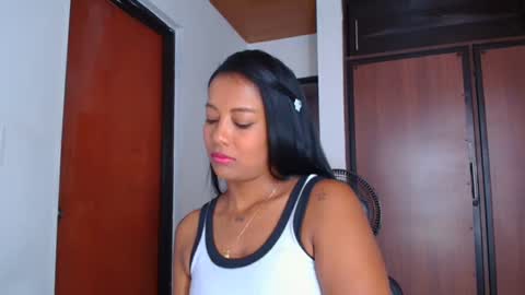 Snapshot of gigimiler8 chatting on 6, 3, 2025 Sharlotte  online show from 6, 3, 2025