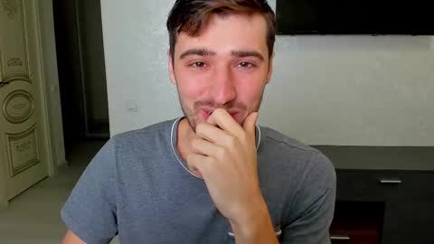 Snapshot of gilbertogonzales chatting on 7, 3, 2025 gilbertogonzales online show from 7, 3, 2025