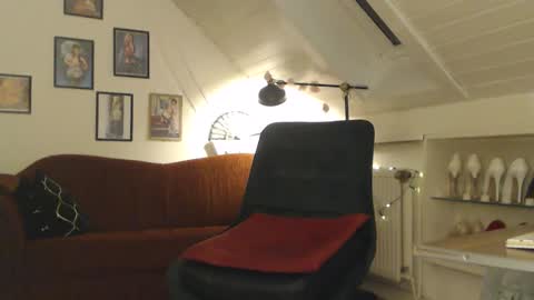 Gina online show from 13, 2, 2025