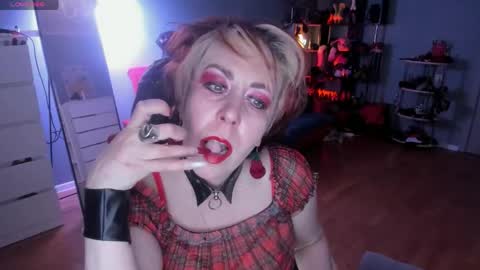 Gina Moor online show from 10, 5, 2026