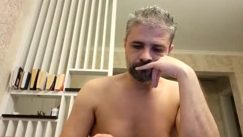 Snapshot of gindrie chatting on 15, 11, 2025 Gabriel online show from 15, 11, 2025