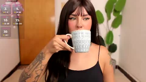 Julie online show from 7, 7, 2026