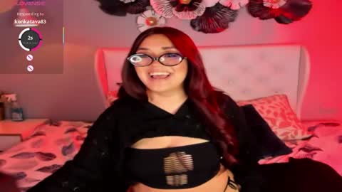 Snapshot of ginger_honeyy chatting on 7, 7, 2026 Chloe online show from 7, 7, 2026