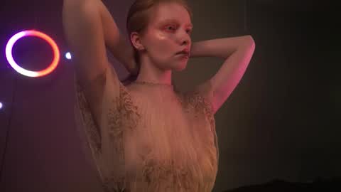        im expecting 350 thumbs up on my altar   online show from 10, 1, 2026