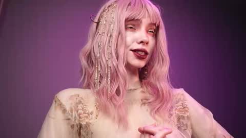        im expecting 350 thumbs up on my altar   online show from 9, 3, 2026