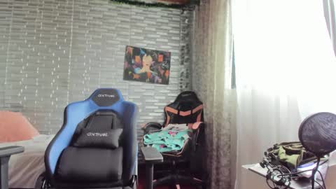 Ginger online show from 12, 4, 2026