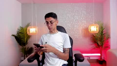 Snapshot of gio_carangi chatting on 3, 4, 2026 Gio Carangi online show from 3, 4, 2026