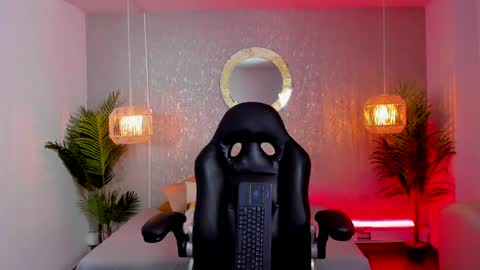 Snapshot of gio_carangi chatting on 4, 4, 2026 Gio Carangi online show from 4, 4, 2026