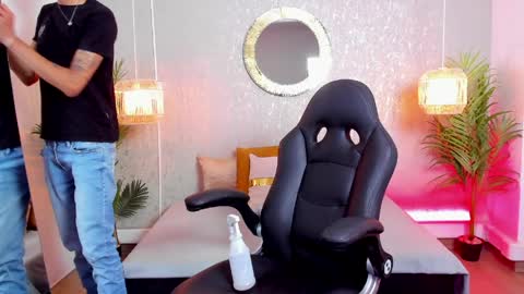 Snapshot of gio_carangi chatting on 15, 4, 2026 Gio Carangi online show from 15, 4, 2026