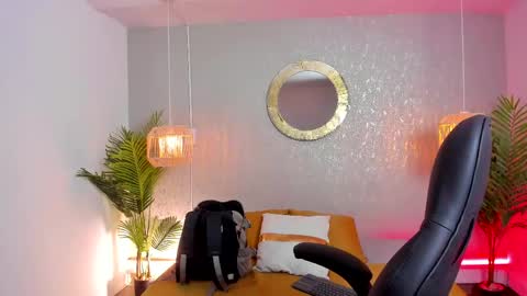 Gio Carangi online show from 5, 5, 2026
