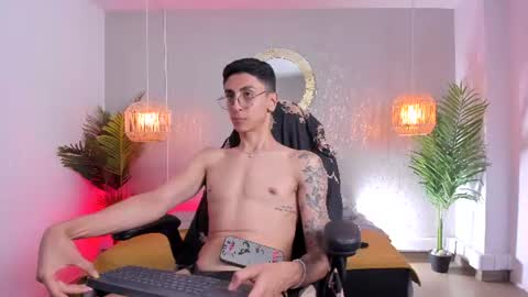 Snapshot of gio_carangi chatting on 18, 6, 2026 Gio Carangi online show from 18, 6, 2026