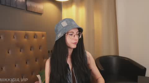 Nikki online show from 30, 11, 2025