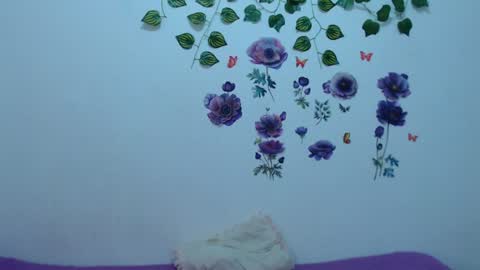 Snapshot of girl_naughty11 chatting on 5, 8, 2026 Isabella online show from 5, 8, 2026