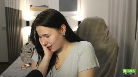 Snapshot of girl_u_never_met chatting on 27, 2, 2025 Kristin online show from 27, 2, 2025