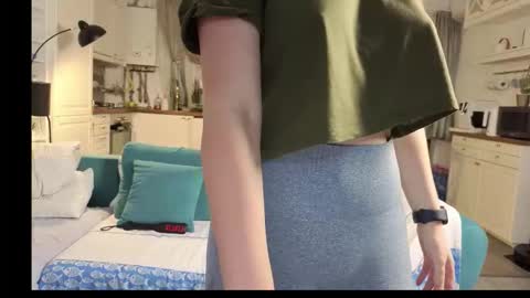 Girlfriend online show from 15, 12, 2025