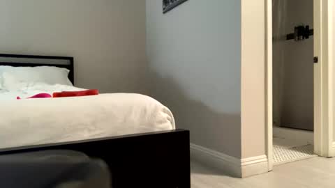 girlfriendnextdoor online show from 5, 7, 2026