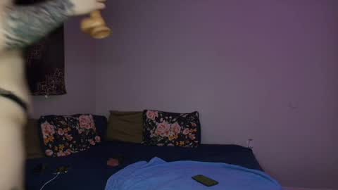 Snapshot of girlofurdreamsxxxxox chatting on 24, 3, 2026 Camille online show from 24, 3, 2026