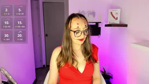 Maze    Thumbs up online show from 29, 10, 2025