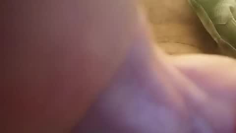 Snapshot of girlscallme666 chatting on 3, 8, 2026 lovegirlscallme online show from 3, 8, 2026