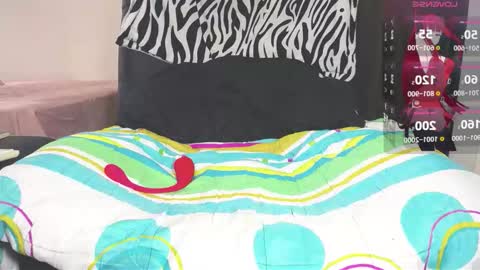 Snapshot of girltattoo__ chatting on 10, 2, 2026 kim online show from 10, 2, 2026