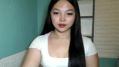 Rhaine online show from 19, 10, 2025