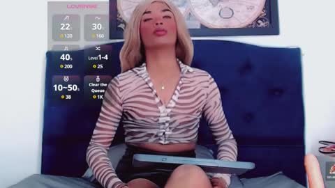 Snapshot of gisele_fox chatting on 7, 1, 2025 Gisel online show from 7, 1, 2025