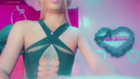 Snapshot of gisele_fox chatting on 19, 1, 2025 Gisel online show from 19, 1, 2025