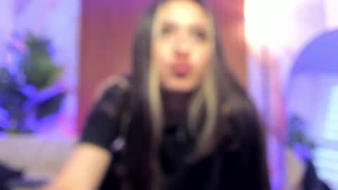 Snapshot of giselle_laurens_ chatting on 5, 6, 2026 Giselle online show from 5, 6, 2026