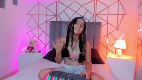 GISELLE ROLDAN online show from 23, 2, 2025