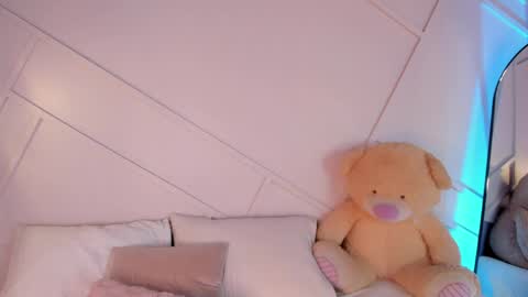 Snapshot of gisellepalmer_88 chatting on 17, 5, 2026 GisellePalmer online show from 17, 5, 2026