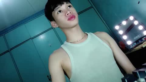 givemethrillx online show from 3, 4, 2026