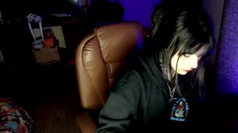 Snapshot of givenom chatting on 27, 9, 2025 dirtyvenom online show from 27, 9, 2025