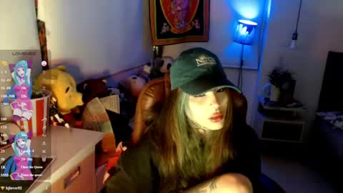 Snapshot of givenom chatting on 4, 8, 2026 dirtyvenom online show from 4, 8, 2026
