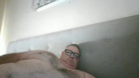 Snapshot of gixxer06 chatting on 6, 6, 2026 bi Gixxer online show from 6, 6, 2026