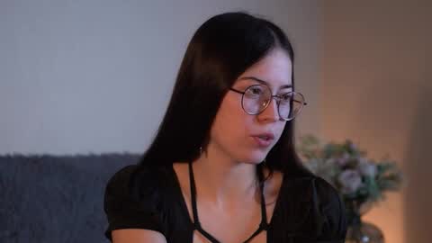 Snapshot of gizefto chatting on 28, 10, 2025 Agness online show from 28, 10, 2025