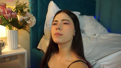 Snapshot of gizefto chatting on 4, 11, 2025 Agness online show from 4, 11, 2025