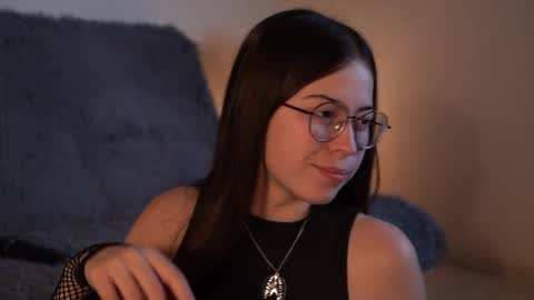 Snapshot of gizefto chatting on 7, 11, 2025 Agness online show from 7, 11, 2025