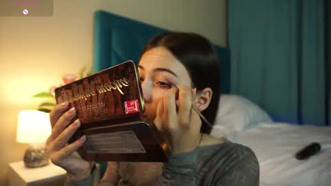 Snapshot of gizefto chatting on 12, 11, 2025 Agness online show from 12, 11, 2025