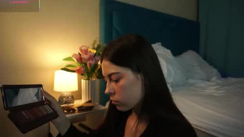 Snapshot of gizefto chatting on 14, 11, 2025 Agness online show from 14, 11, 2025