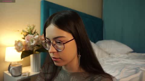 Snapshot of gizefto chatting on 23, 11, 2025 Agness online show from 23, 11, 2025