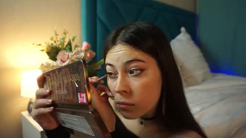 Snapshot of gizefto chatting on 2, 12, 2025 Agness online show from 2, 12, 2025