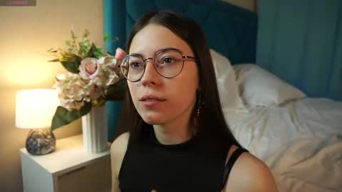 Snapshot of gizefto chatting on 15, 12, 2025 Agness online show from 15, 12, 2025