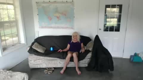 Terri online show from 19, 10, 2025