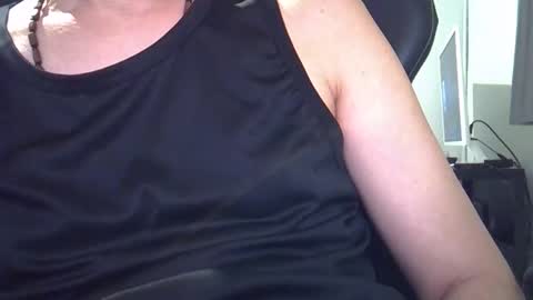 Snapshot of gk1978768629 chatting on 7, 1, 2026 big cock baby online show from 7, 1, 2026