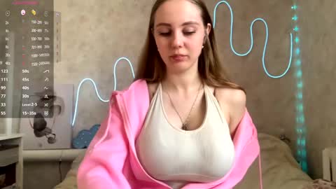 Snapshot of gladissoter chatting on 8, 6, 2026 Violetta online show from 8, 6, 2026
