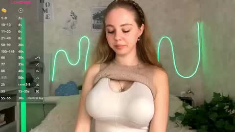 Snapshot of gladissoter chatting on 11, 7, 2026 Violetta online show from 11, 7, 2026