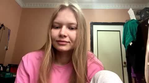 Lacey  1st day here  online show from 16, 3, 2026