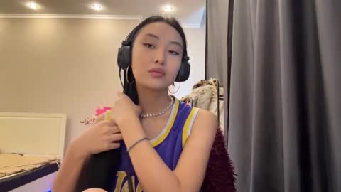 Mia online show from 17, 3, 2026