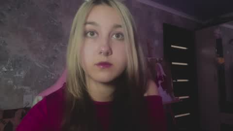 Snapshot of glenniekinney chatting on 14, 4, 2026 Kelly online show from 14, 4, 2026