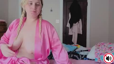 Glitch online show from 23, 10, 2025